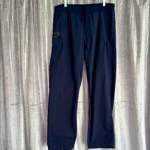 Lululemon Athletica Dance Studio Mid-Rise Pant. 
SIZE XL